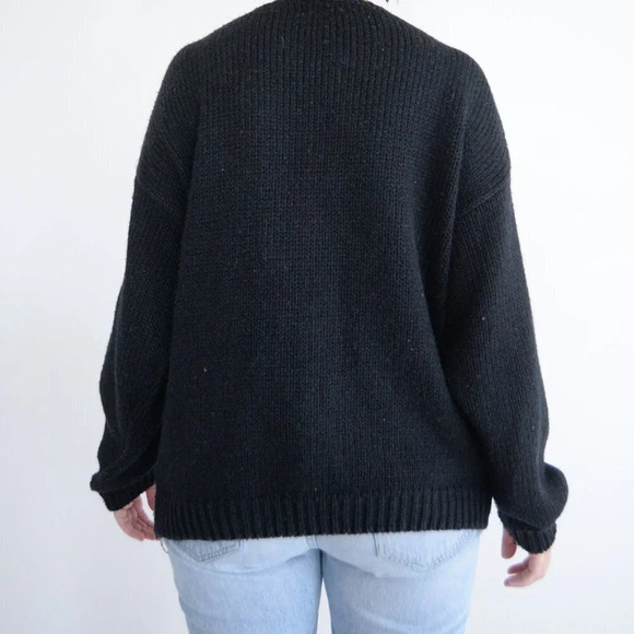 Vintage DB sport by David Benjamin Black Knit w Floral & Coins Design Sweater L - Picture 3 of 12